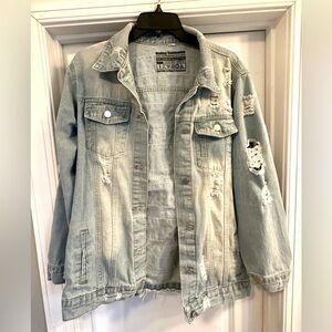 Making Statement Distressed Light Wash Denim Truker Work Tour Jacket size Large